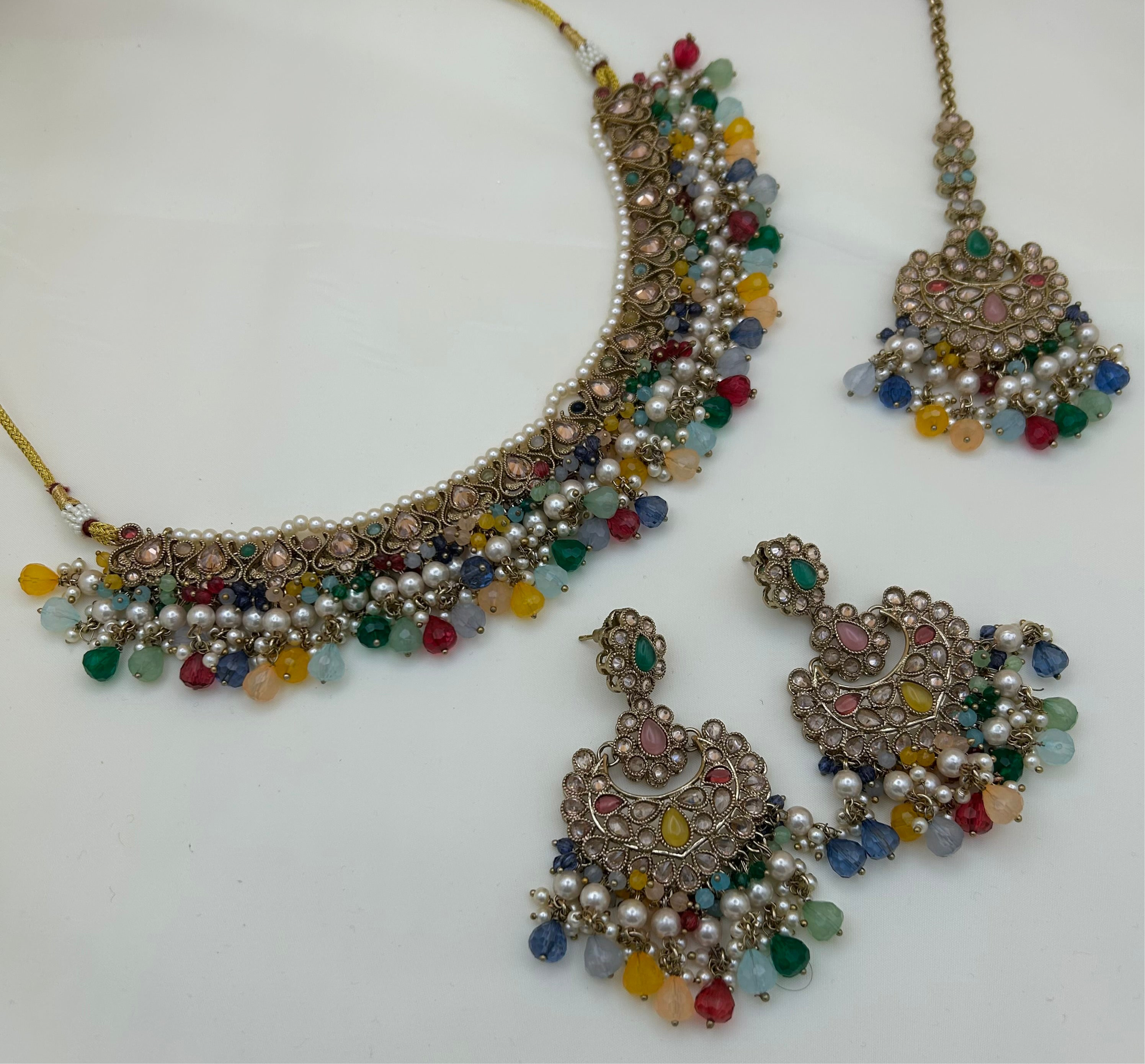 Amaira Necklace Set