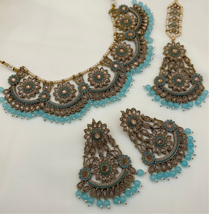 Amara Necklace Set