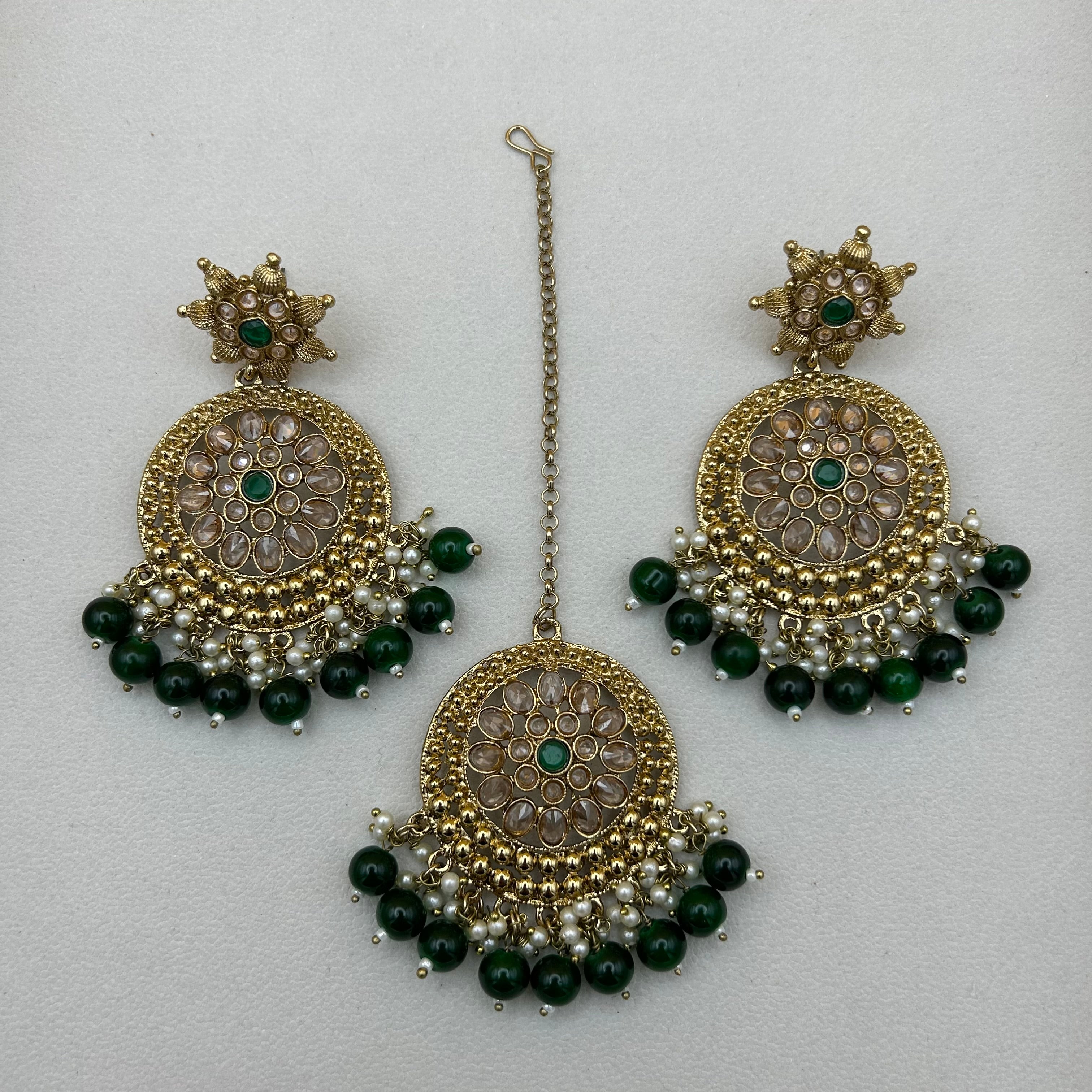 Kamya Tikka Set