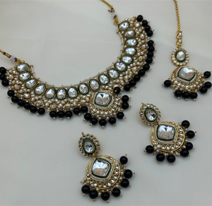 Ridhima Necklace Set