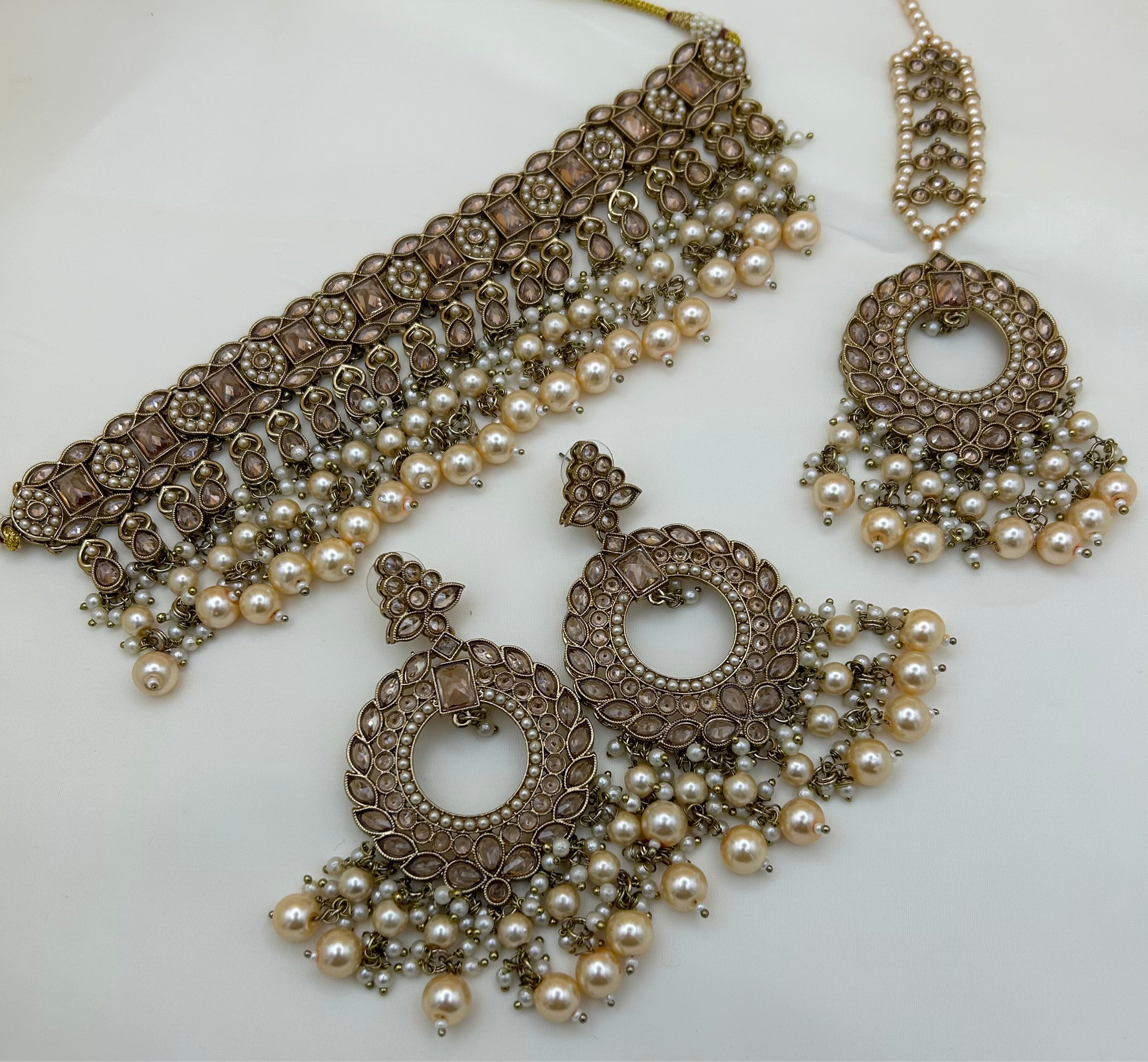 Richa Necklace Set