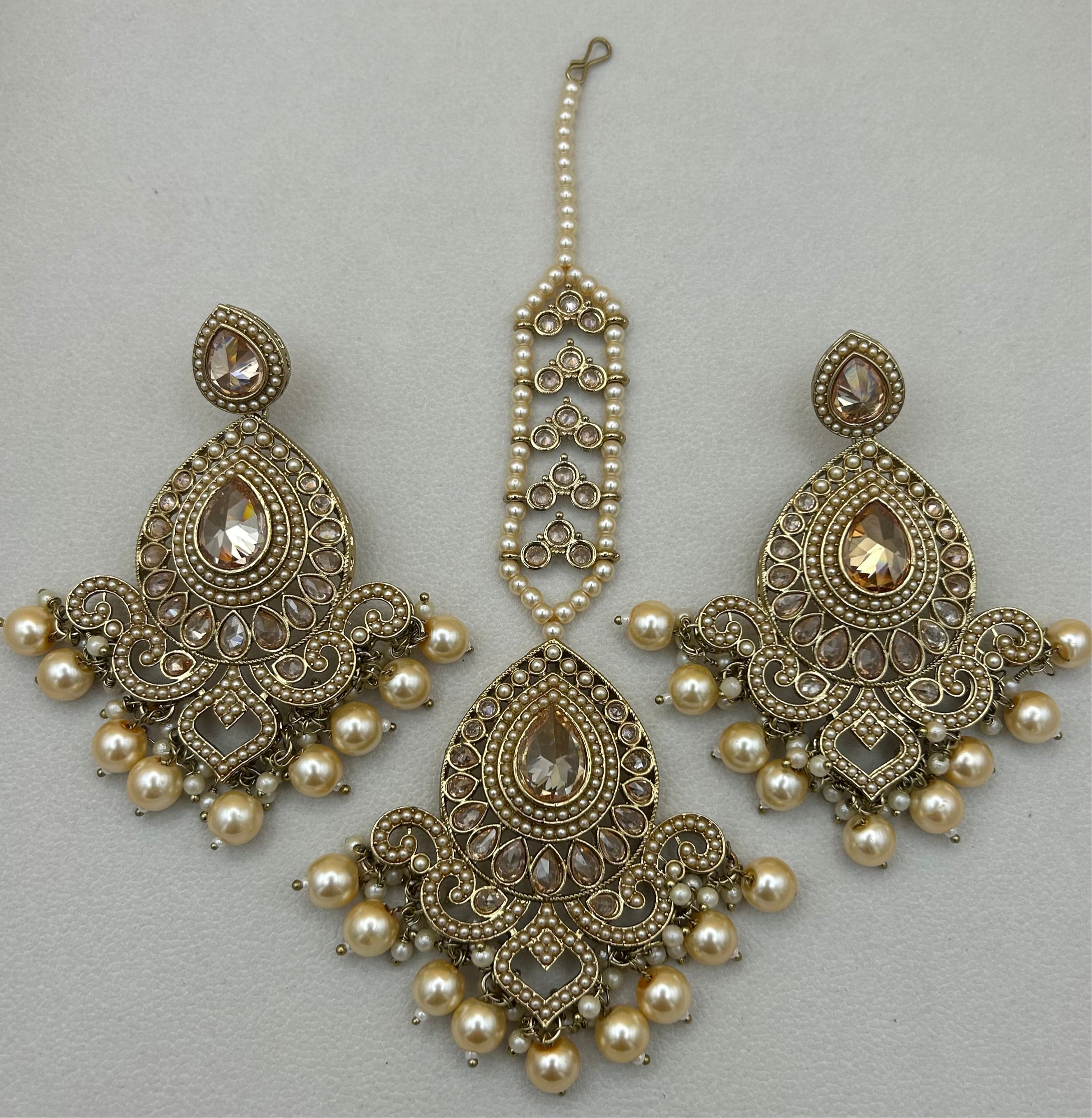 Mohini Tikka Set