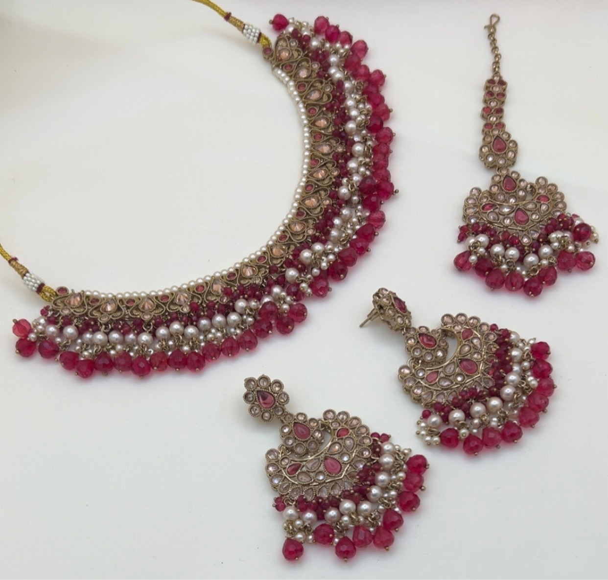 Amaira Necklace Set