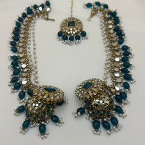 Aleena Tikka Set